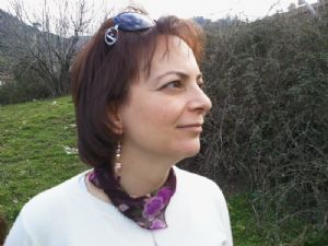 Eim ,Karm , Yoldam
Byk resim iin tklaynz.